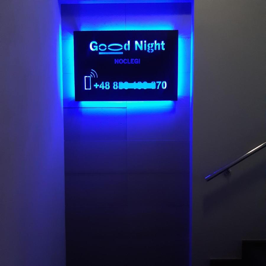 Good Night Noclegi & Strefa Z Sauna I Jacuzzi Ogolnodostepna Lub Na Wylacznosc Czechowice-Dziedzice Exteriör bild