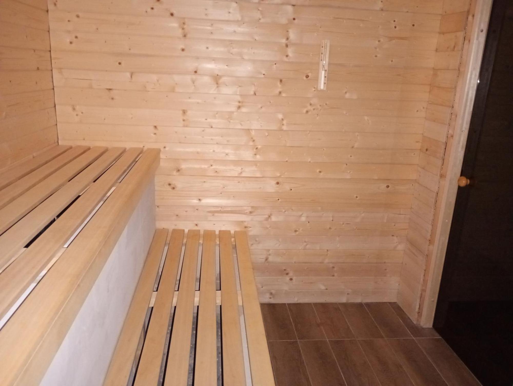 Good Night Noclegi & Strefa Z Sauna I Jacuzzi Ogolnodostepna Lub Na Wylacznosc Czechowice-Dziedzice Exteriör bild